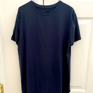 Alphalete Hex tee size Large